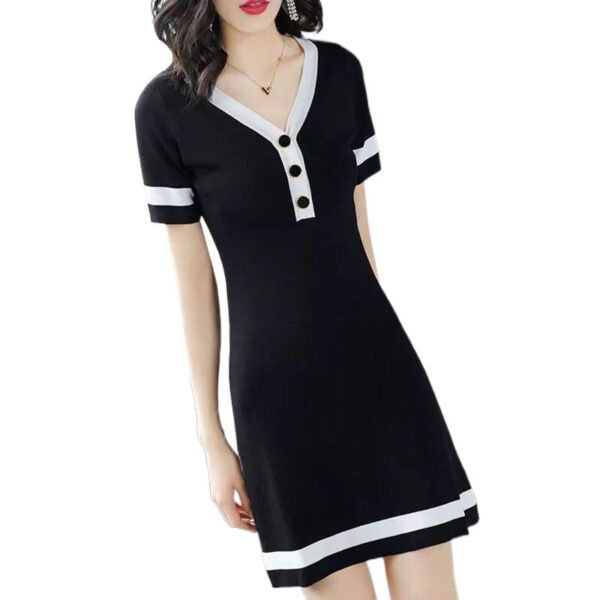 Womens Short-sleeved Fashionable Age-reducing Knit Dress