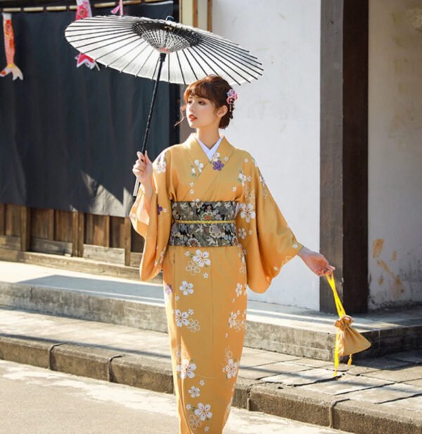 Elegant Young Ladys Japanese-style Kimono Formal Wear Womens Modernized Kimono And Yukata