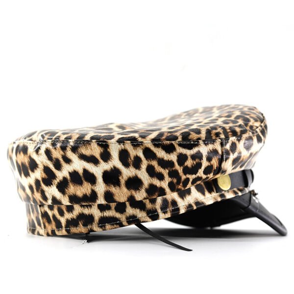 94695c79-d35a-499e-aa1f-fd550e98827a.jpg Lady Leopard-print PU Leather Bold Stud Belt Design Beret With Retro British Style Metal Fastener, Unique Edgy Girl Punk Hat, Street Style Versatile Hat